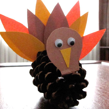 Thanksgiving Craft Ideas Kindergarten on Make A Pine Cone Turkey
