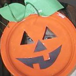 Paper plate pumpkin mask