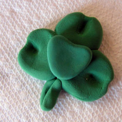 Easy clay shamrock