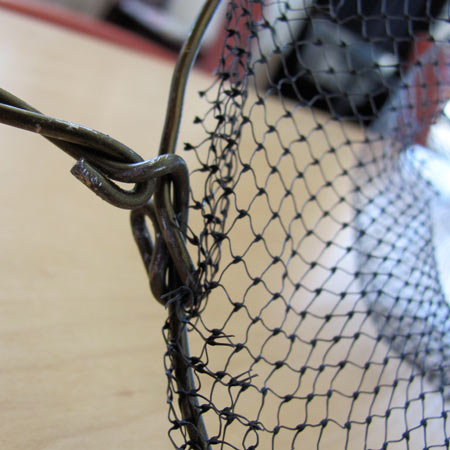 use wire hanger to make home made net
