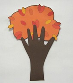 Fall handprint tree from FreeKidsCrafts.com