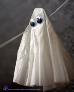 Coffee filter ghost - Halloween preschool craft