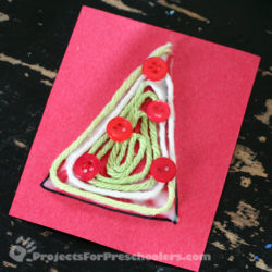 Make Christmas Tree Art Cards with Yarn
