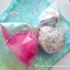 Make a sandwich bag butterfly